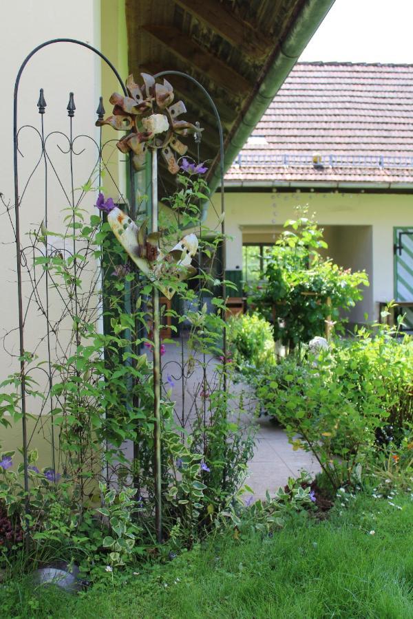 Bluetenhof 